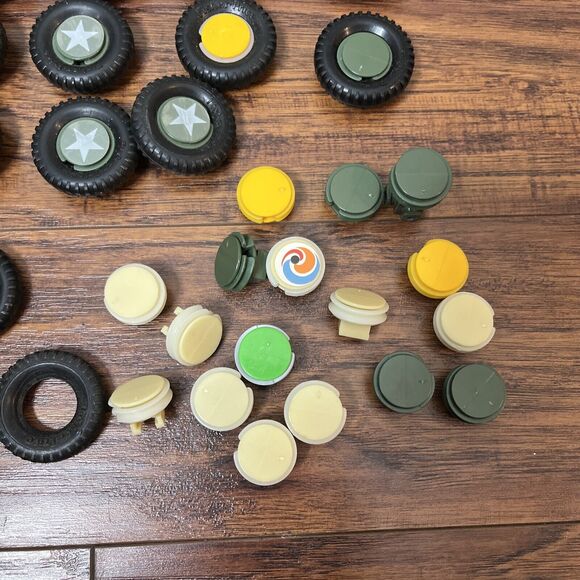 Fisher Price CONSTRUX Parts Lot Of TIRE And Wheel Parts - Picture 4 of 5
